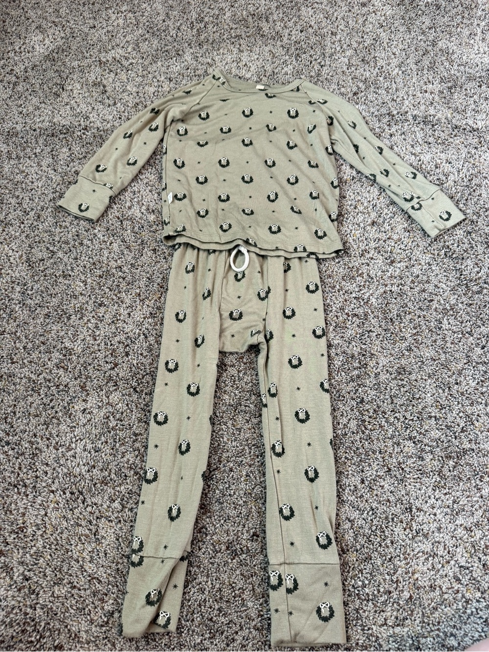 Childhoods Clothing Toddler Christmas Rib Knit Set -Cedar Wreath Print (Size 3T)